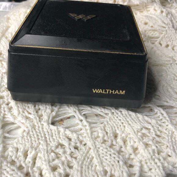 Vintage Mens Waltham Incabloc 17 Jewels Expansion Wrist Watch + Original Box - Picture 4 of 15